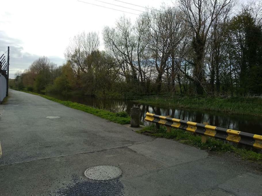 Flat 1, Regent Street, Bagenalstown, Co.Carlow Buitenkant foto